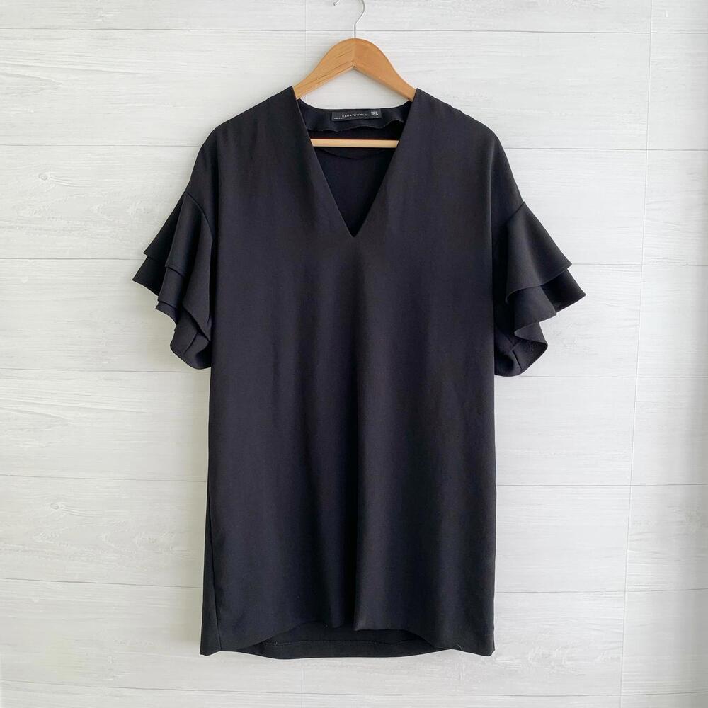 Zara Woman - Black v-neck ruffled short sleeve shift dress, M